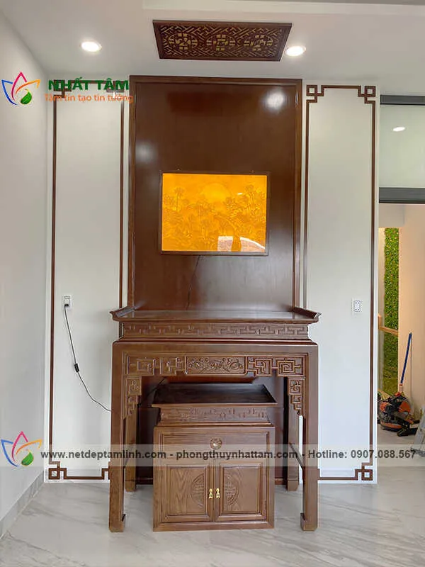 Bàn thờ gỗ tự nhiên cao cấp cho căn hộ
