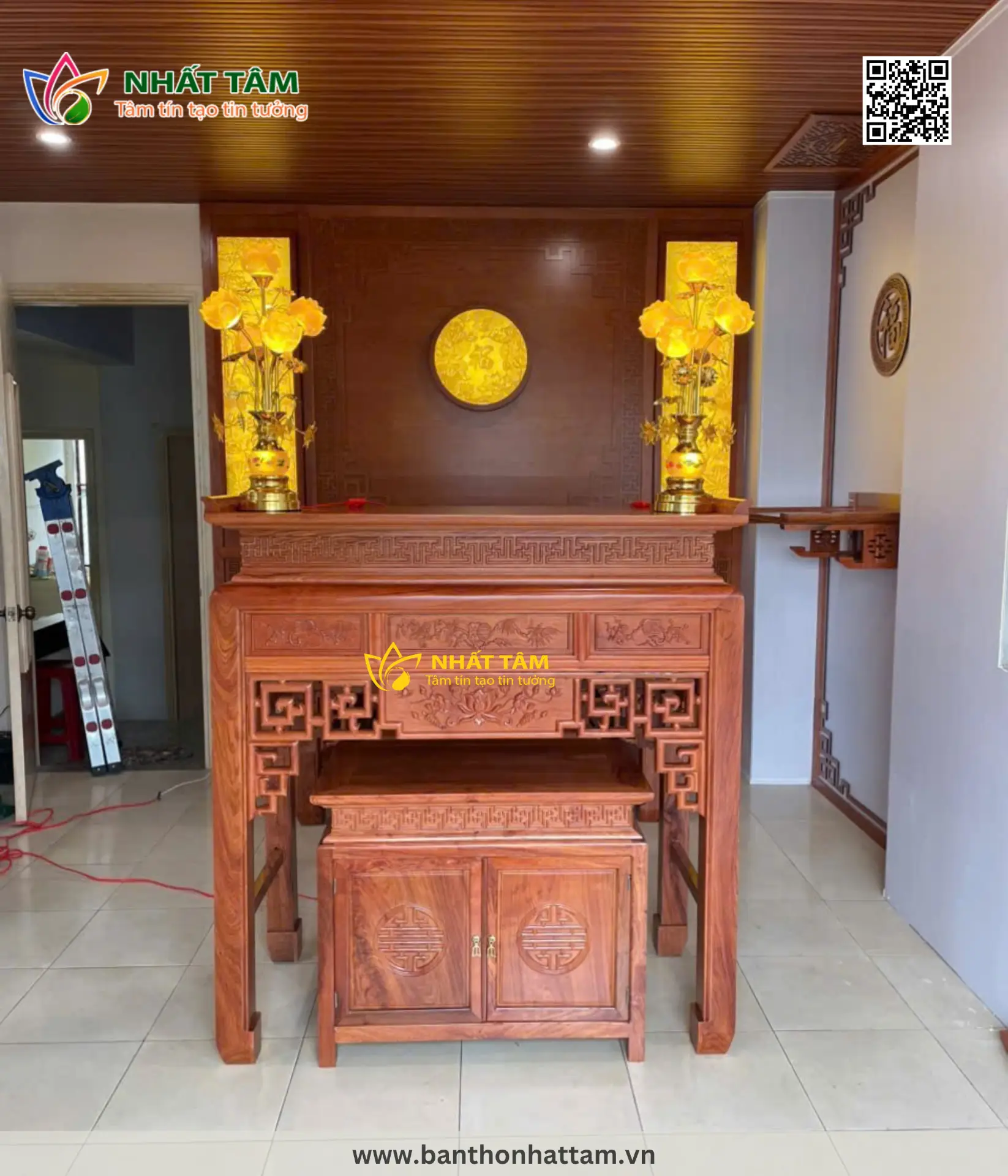 Bàn thờ gia tiên gỗ hương đẹp